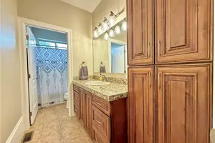 7019 NE Lake Vista Dr, Moses Lake, WA 98837 - Photo 19