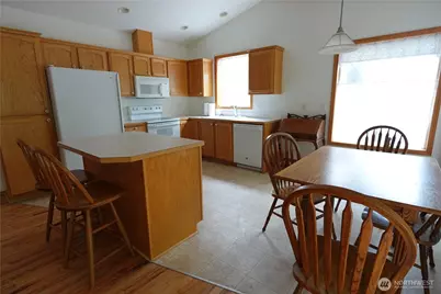 12606 Silver Drive, Anderson Island, WA 98303 - Photo 7
