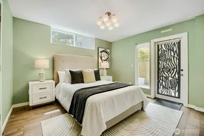 6533 34th Avenue SW #B, Seattle, WA 98126 - Photo 9