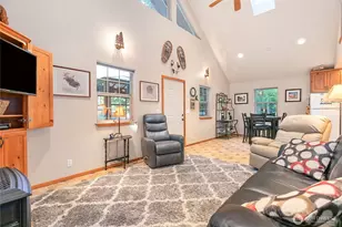 6978 Rainier Way, Deming, WA 98244 - Photo 5