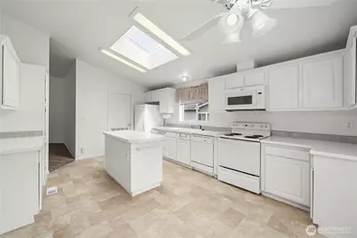 15400 SE 155th Place #1, Renton, WA 98058 - Photo 9