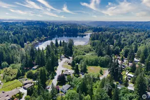 13227 Lake Kathleen Rd SE, Renton, WA 98059 - Photo 31