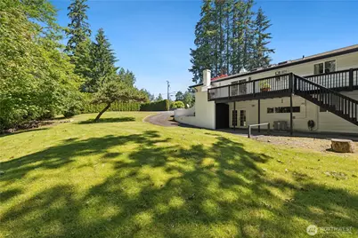 13227 Lake Kathleen Road SE, Renton, WA 98059 - Photo 25