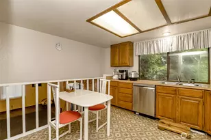 22121 4th Ave SE, Bothell, WA 98021 - Photo 7