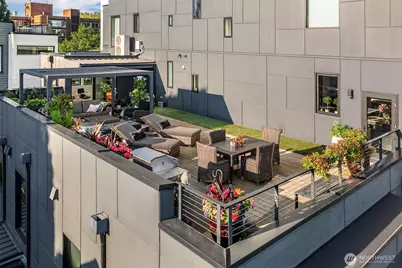 210 W Comstock Street #301, Seattle, WA 98119 - Photo 37