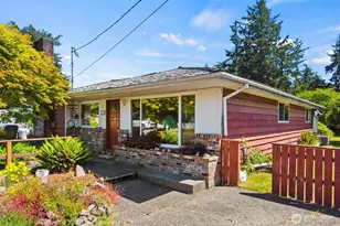 221 W Hunley, Westport, WA 98595 - Photo 1