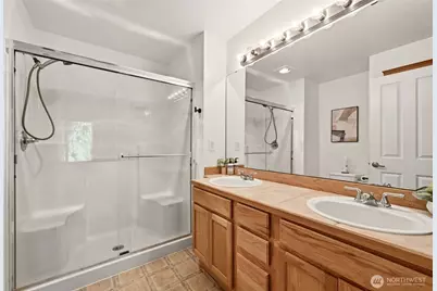 5710 198th Street SW #D, Lynnwood, WA 98036 - Photo 27