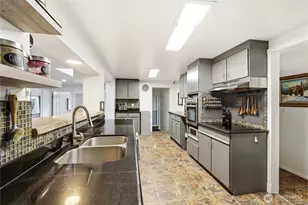 8406 Paine St SW, Lakewood, WA 98499 - Photo 9