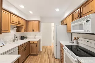 19326 2nd Dr SE, Bothell, WA 98012 - Photo 11