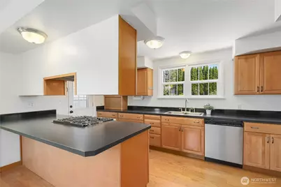 2926 Hawthorne Place SE, Olympia, WA 98501 - Photo 9