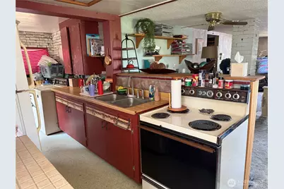 4143 W E Street, Bremerton, WA 98312 - Photo 7