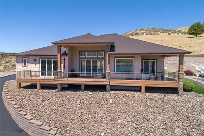 229 Apple Avenue, Chelan, WA 98816 - Photo 5