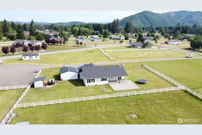 1040 Ashwood Lane, Forks, WA 98331 - Photo 33