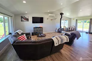 1040 Ashwood Ln, Forks, WA 98331 - Photo 3