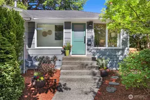 8018 40th Ave NE, Seattle, WA 98115 - Photo 3