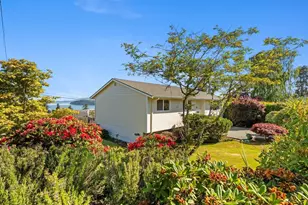 3420 W 3rd St, Anacortes, WA 98221 - Photo 29