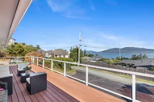 3420 W 3rd St, Anacortes, WA 98221 - Photo 21