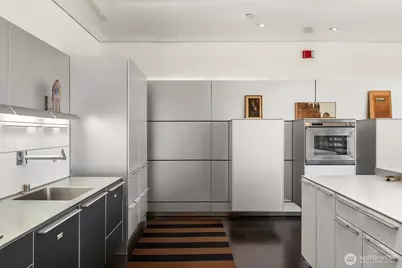 715 2nd Avenue #1505, Seattle, WA 98104 - Photo 13