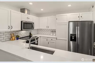 14714 53rd Avenue W #128, Edmonds, WA 98026 - Photo 5