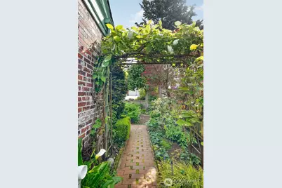 13015 8th Avenue NW, Seattle, WA 98177 - Photo 37