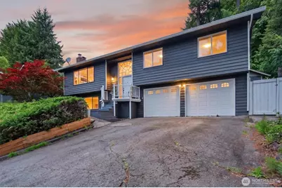 2678 Maplewood Drive, Longview, WA 98632 - Photo 1