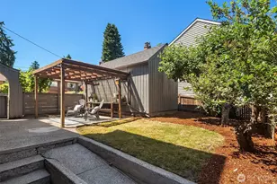 3802 NE 52nd St, Seattle, WA 98105 - Photo 27