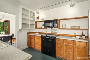3802 NE 52nd St, Seattle, WA 98105 - Photo 15