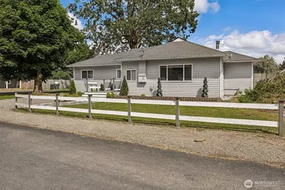 404 Nixon Street S, Roy, WA 98580 - Photo 3