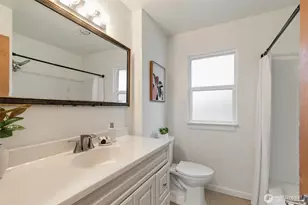 20068 21st Ave NE, Shoreline, WA 98155 - Photo 19