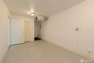 2424 Cleveland Ave, Everett, WA 98201 - Photo 35