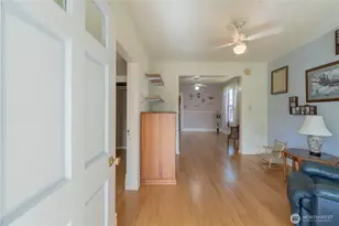 2424 Cleveland Ave, Everett, WA 98201 - Photo 7