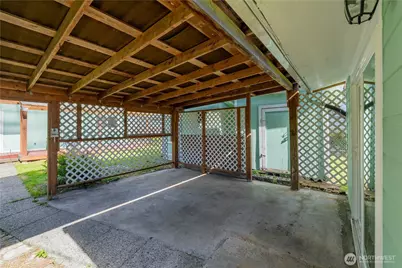 2424 Cleveland Avenue, Everett, WA 98201 - Photo 31