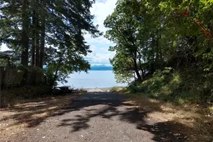 221 NE Madrona Ave, Tahuya, WA 98588 - Photo 11