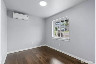 5801 214th St SW, Mountlake Terrace, WA 98043 - Photo 15