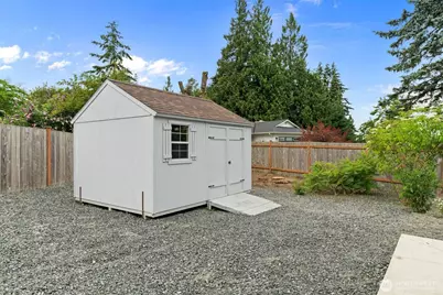 5801 214th St SW, Mountlake Terrace, WA 98043 - Photo 21