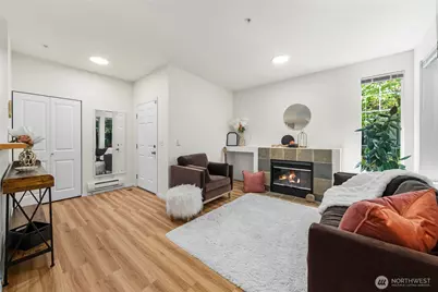 15325 SE 155th Place #G1, Renton, WA 98058 - Photo 9
