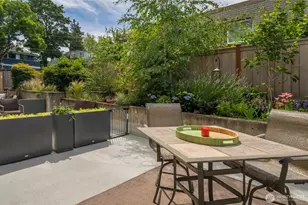 2901 S Jackson St, Seattle, WA 98116 - Photo 17
