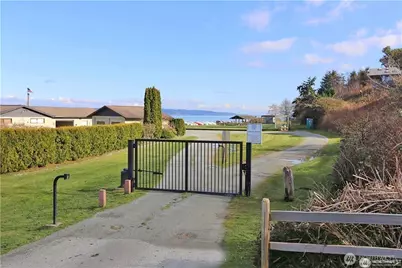 1988 Cascade View Drive, Camano Island, WA 98282 - Photo 25
