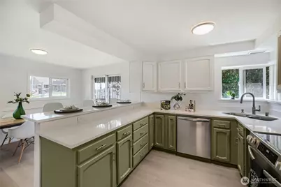 6815 S 120th Place, Seattle, WA 98178 - Photo 13