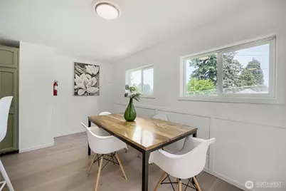 6815 S 120th Place, Seattle, WA 98178 - Photo 9