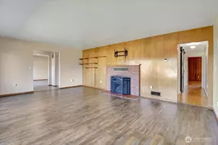 415 S Macleod Ave, Arlington, WA 98223 - Photo 9