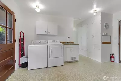 415 S Macleod Avenue, Arlington, WA 98223 - Photo 15