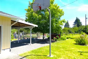 1015 W 5th St, Centralia, WA 98531 - Photo 35