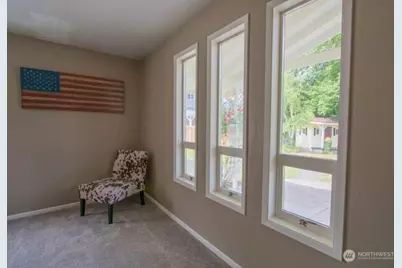 1015 W Fifth Street, Centralia, WA 98531 - Photo 5