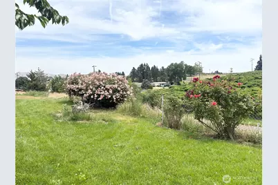 2261 Pleasant Hill Road, Selah, WA 98942 - Photo 33