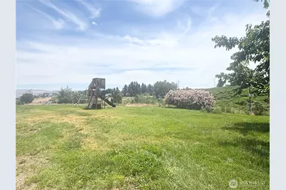 2261 Pleasant Hill Road, Selah, WA 98942 - Photo 27