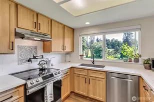 8407 18th Ave W, Everett, WA 98204 - Photo 5