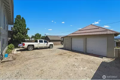 509 Okanogan Avenue, Wenatchee, WA 98801 - Photo 33