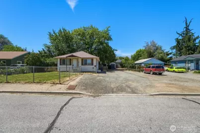 1012 Yale Avenue, Wenatchee, WA 98801 - Photo 5