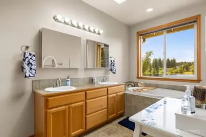 7505 185th Avenue E, Bonney Lake, WA 98391 - Photo 17